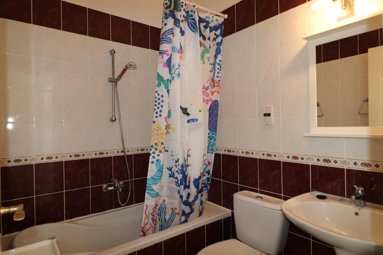 Cyking 2 Bed Apartment With Pool & 10 Min To Beach Paphos Luaran gambar